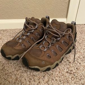 Oboz hiking shoes
